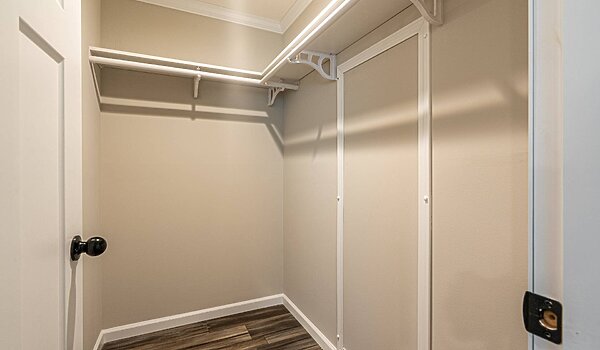 Ascend / The Valencia 2850H32 Utility 119215