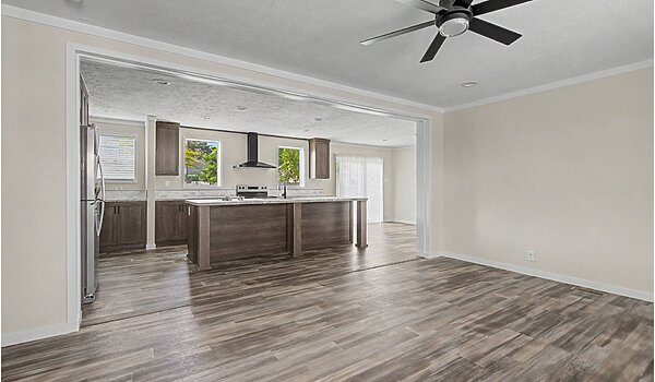 Foundation Limited / Collins 2856H32LM56 Interior 129974