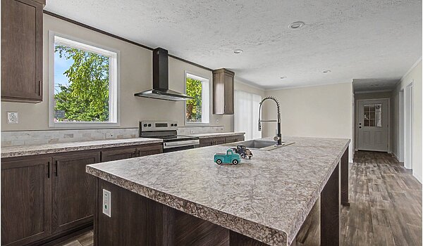 Foundation Limited / Collins 2856H32LM56 Interior 129978