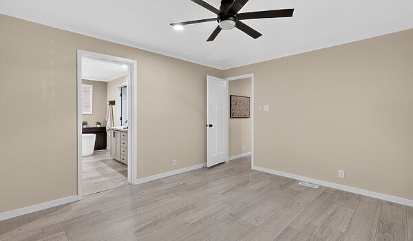 Foundation / Stagg Interior 121680