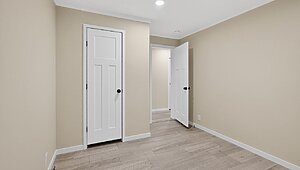 Foundation / Stagg Interior 121681