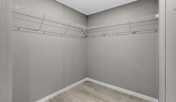 Foundation / Stagg Interior 121687