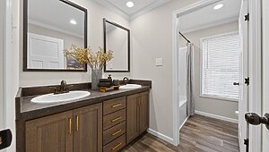 Foundation / McKenna Interior 127684