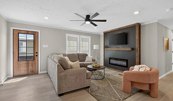 Highland / The Coach House Interior 133923