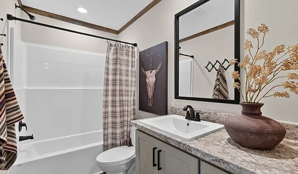 Highland / Meadowview Interior 133945