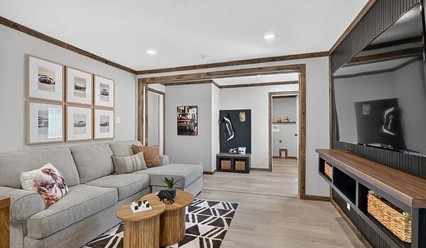 Highland / Speakeasy Interior 133959