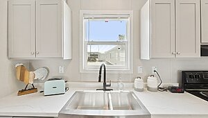 Redman Doublewides / RM2852A-2852H42A2A Kitchen 140677