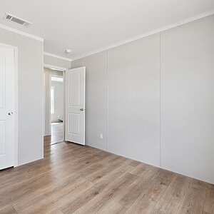 Redman Doublewides / RM2852A-2852H42A2A Bedroom 140687