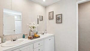Champion Select Doublewides / CSD2842J-2842H32329 Bathroom 112990