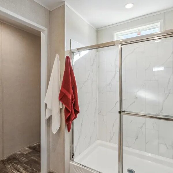 Champion Select Doublewides / CSD2842J-2842H32329 Bathroom 112991