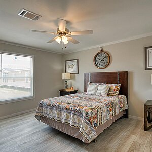 New Moon Doublewides / 3252H42A2E Bedroom 113074