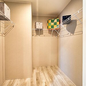 New Moon Doublewides / 3252H42A2E Utility 113077