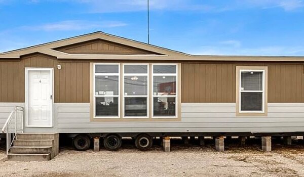 New Moon / NM3264C-3264H42A1C Exterior 126685