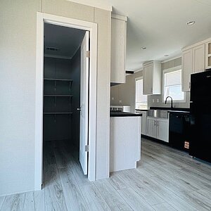 New Moon / The Stone NM1676S-1676H32A6M Interior 126690