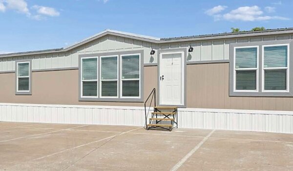 Redman Doublewides / RM3276A-3276H42496 Exterior 126878