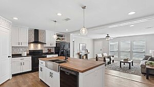 Redman Doublewides / RM3276A-3276H42496 Interior 126870