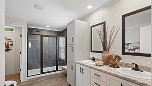 Redman Doublewides / RM3276A-3276H42496 Interior 126875