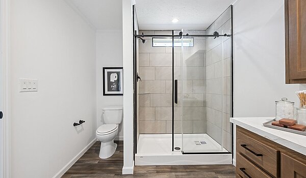 Northwood / L27615 Interior 128015