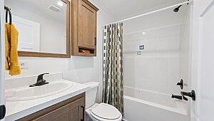 Northwood / L27615 Interior 128016