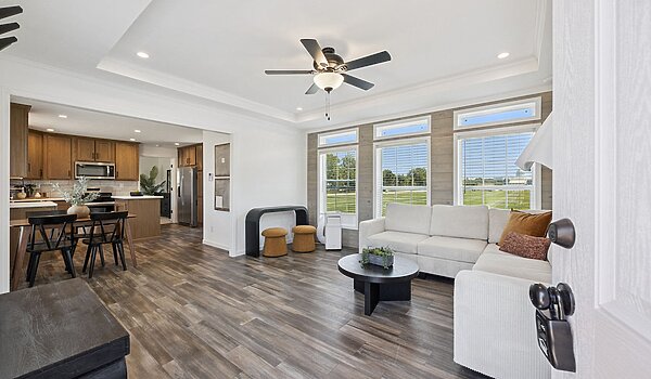 Northwood / L27615 Interior 128005