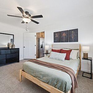 Northwood / L27615 Interior 128011