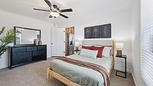 Northwood / L27615 Interior 128011