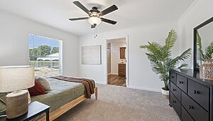Northwood / L27615 Interior 128012