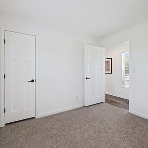 Northwood / L27615 Interior 128013