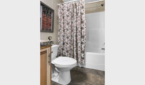 Northwood / L27615 Bathroom 29278