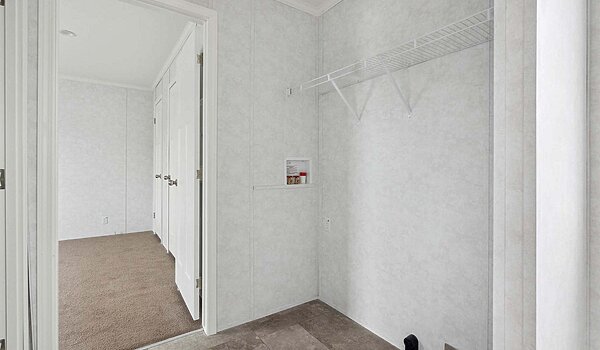Northwood / F25206 Interior 128125