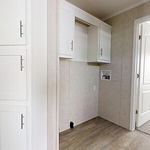 Northwood / L25208 Interior 128131