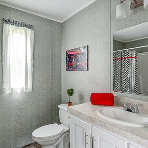 Northwood / L26004 Interior 127982