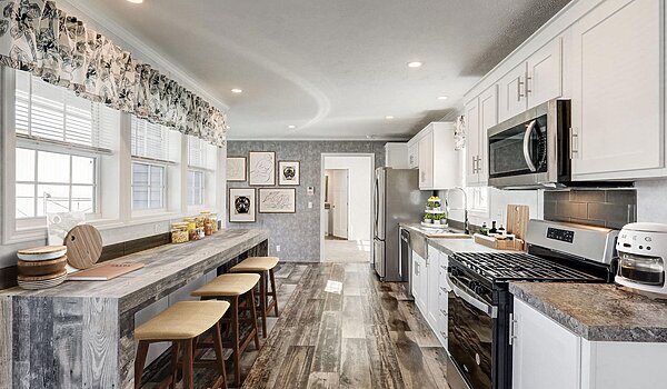 Northwood / L27619 Interior 127999