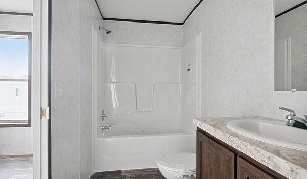 Advantage Single / L36626 Interior 127905