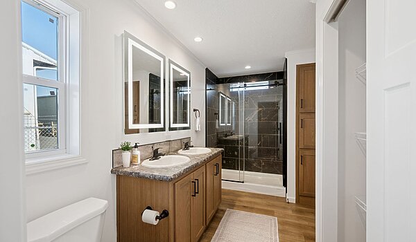 Northwood / 2856H32478 Interior 127939