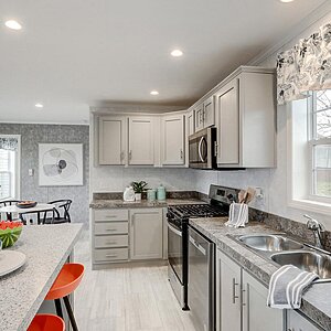 Northwood / 1676H32193 Interior 127957