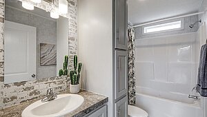 Northwood / 1676H32193 Interior 127960