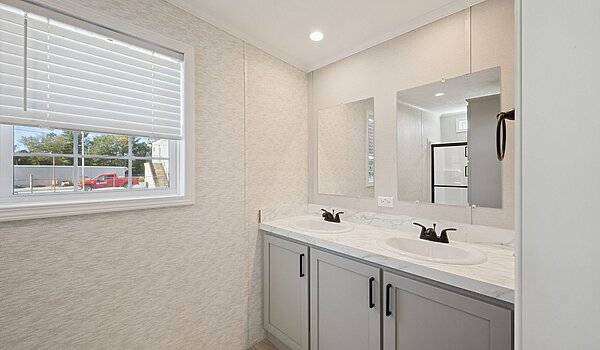 Northwood / 1666H22285 Interior 127973