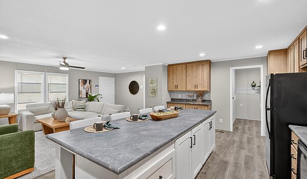 Paramount Sectional / Silverton 2856H32174 Interior 121936