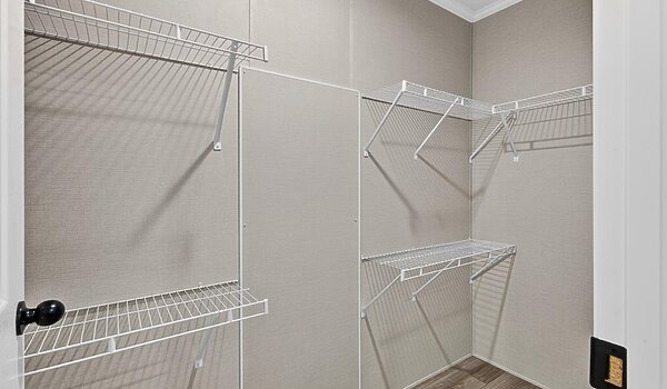 Paramount Modular / Silverton 2860 Interior 122017