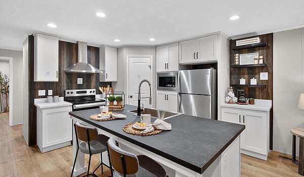 Paramount Singlewide / Westbrook 1676H32107 Interior 122045