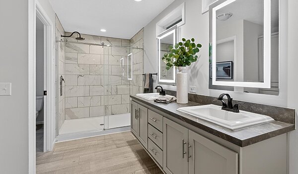 Paramount Sectional / Odyssey 3260H32394 Interior 122091