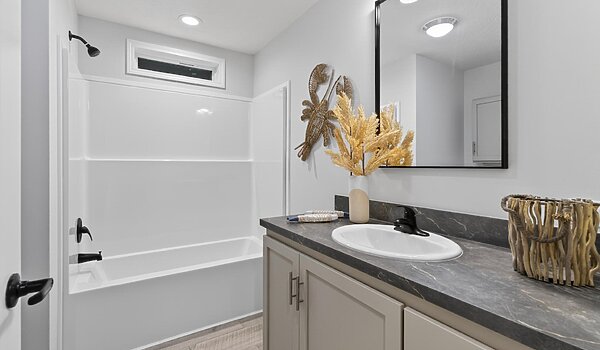 Paramount Sectional / Odyssey 3260H32394 Interior 122092