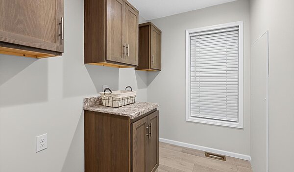 Paramount Sectional / Odyssey 3260H32394 Interior 122093