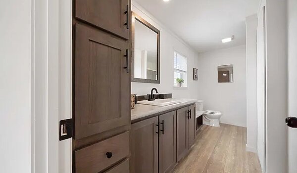 Ascend Series / Encore AS2844H32332 Bathroom 114958
