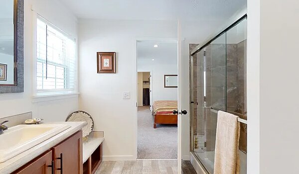 Ascend Series / Intrigue AS2848H32170 Bathroom 115055