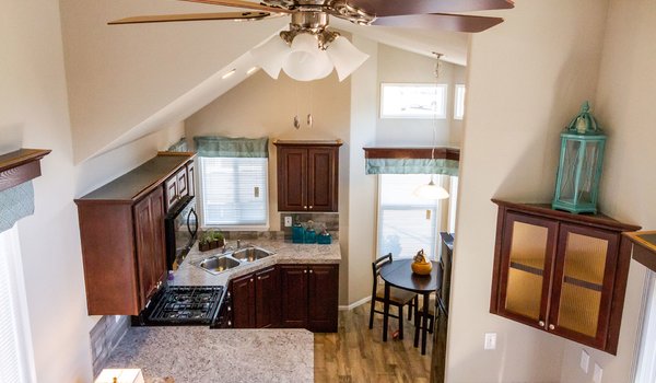 McKenzie / 12341P Interior 15802