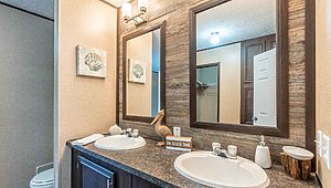 Signature / The Lakeview Bathroom 49695