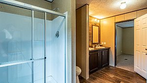 Signature / The Lakeview Bathroom 49696