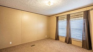 Signature / The Lakeview Bedroom 49692